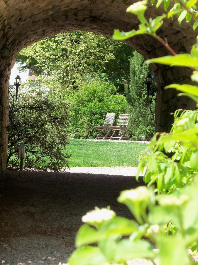 Chambres Et Jardin De Pierres Espedaillac Bagian luar foto